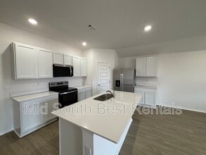 6424 Newark Dr in Bryant, AR - Building Photo - Building Photo