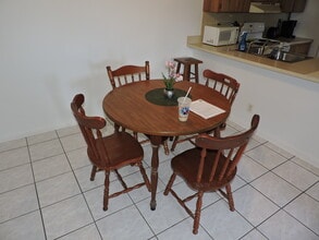 3402 Gardens East Dr, Unit Glenbrook in Palm Beach Gardens, FL - Building Photo - Building Photo