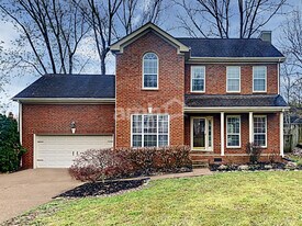 2002 Woods Run in Mount Juliet, TN - Building Photo