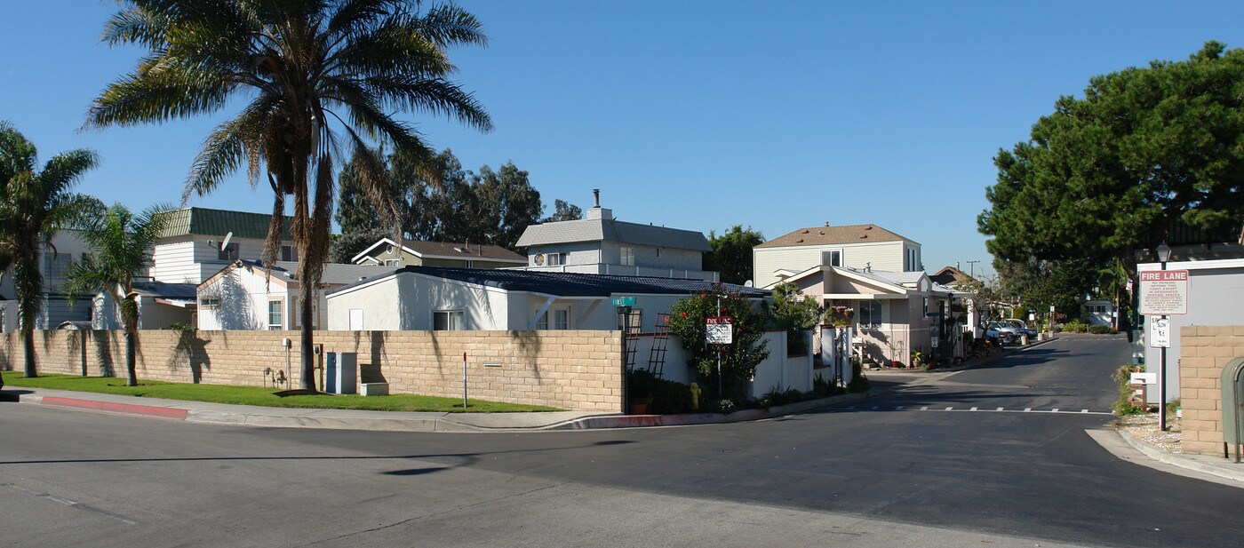 Seal Beach Trailer Park in Seal Beach, CA - Building Photo