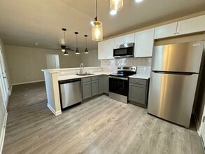 1001 Ronstan Dr in Killeen, TX - Building Photo - Building Photo