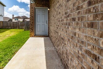6026 Galena Rock in San Antonio, TX - Building Photo - Building Photo