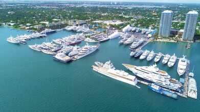 Icon Marina Village in West Palm Beach, FL - Foto de edificio - Building Photo