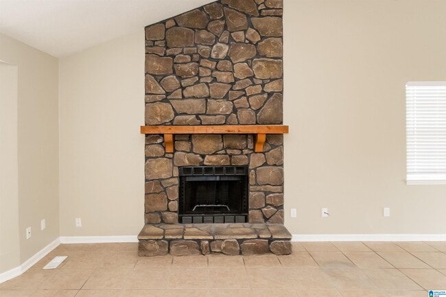 320 Willow Glen Ct in Alabaster, AL - Building Photo - Building Photo