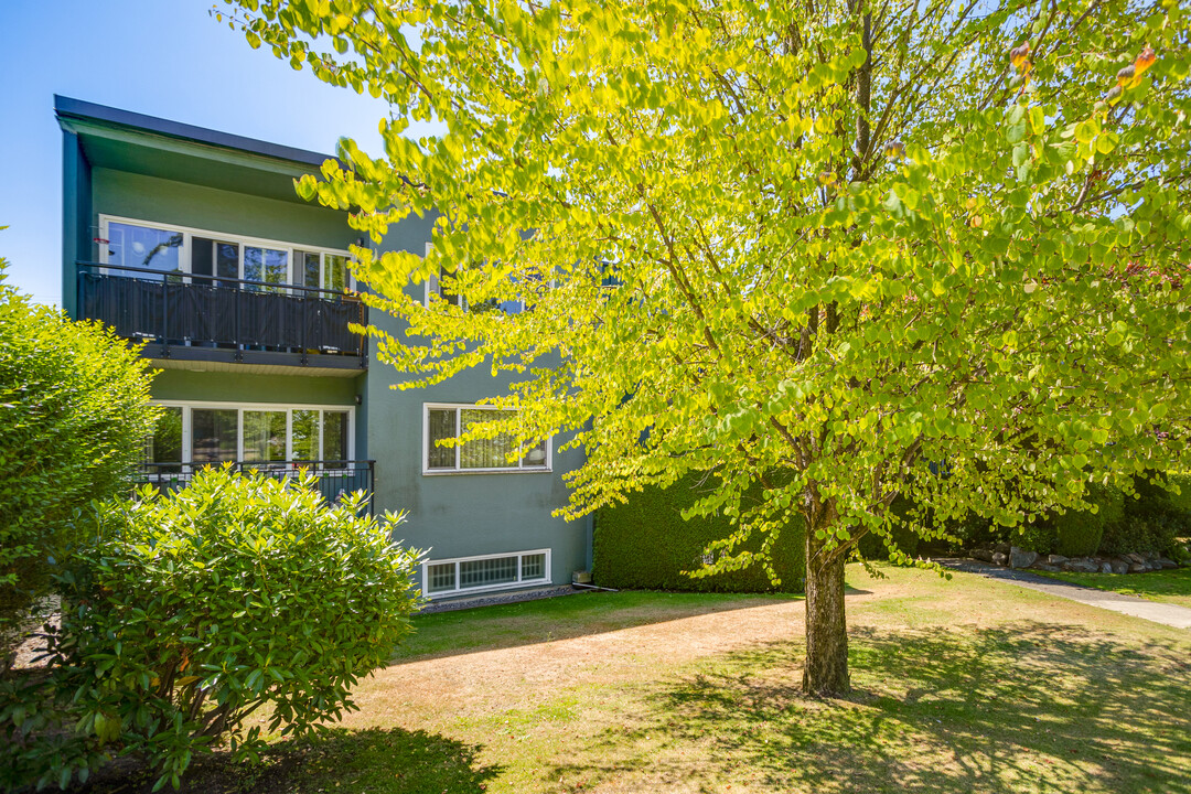 1970 41st Av W in Vancouver, BC - Building Photo