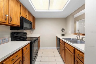 911 SW 57 Terrace in Gainesville, FL - Building Photo - Building Photo