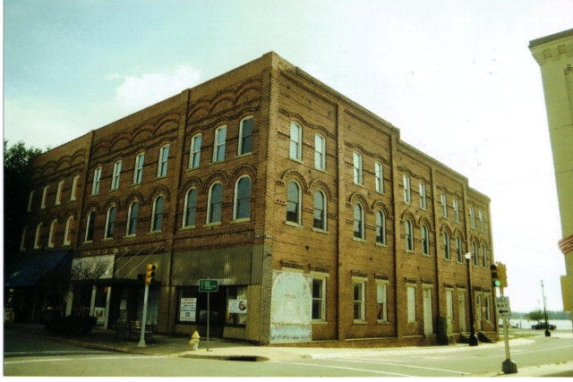 189-195 Main St in Washington, NC - Building Photo - Building Photo