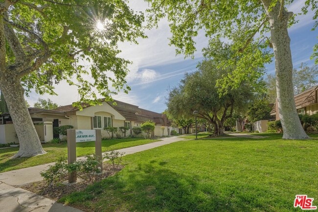 property at 10415 Larwin Ave