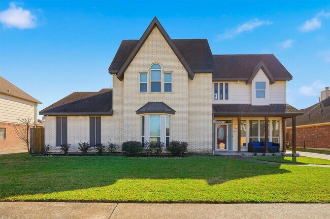 property at 7927 Wolfield Ln