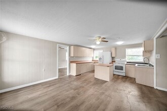 2950 Packinghouse Rd in Alva, FL - Building Photo - Building Photo