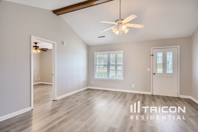 928 Pin Oak Dr in Nashville, TN - Building Photo - Building Photo