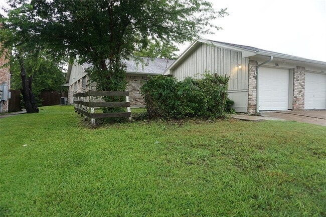 property at 1911 Normal Park Dr