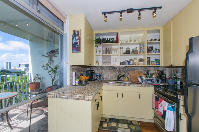 property at 1511 Nuuanu Ave