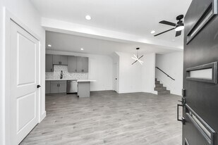 7412 Carver Rd in Houston, TX - Building Photo