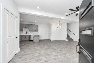 7413 N Star St in Houston, TX - Building Photo - Building Photo