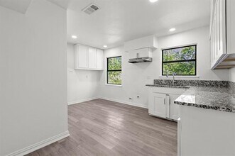 1706 Dorothy Dr in Grand Prairie, TX - Building Photo - Building Photo