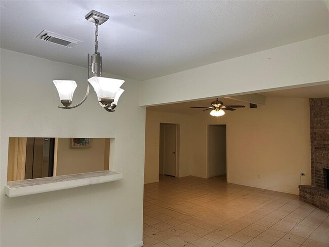 3 W Woodtimber Ct in The Woodlands, TX - Building Photo - Building Photo