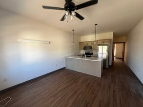 402 4th St E, Unit 402 4th Street E in Altoona, WI - Building Photo - Building Photo