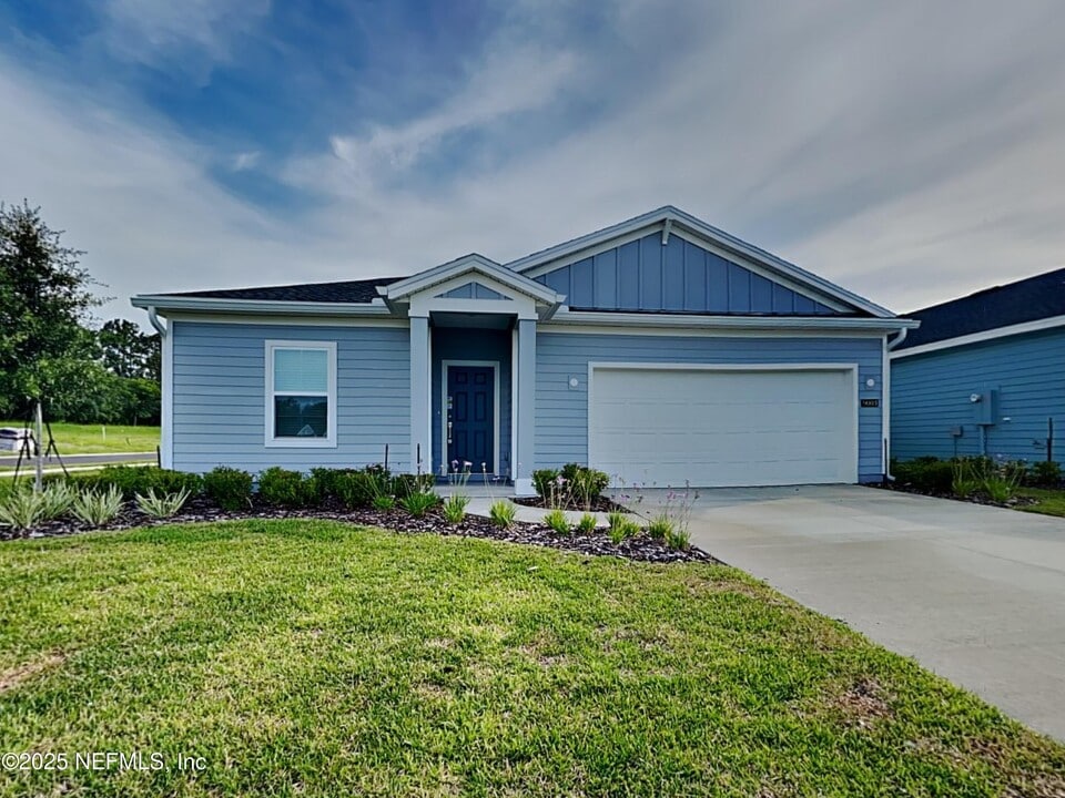 9004 Latigo Ln in Jacksonville, FL - Building Photo