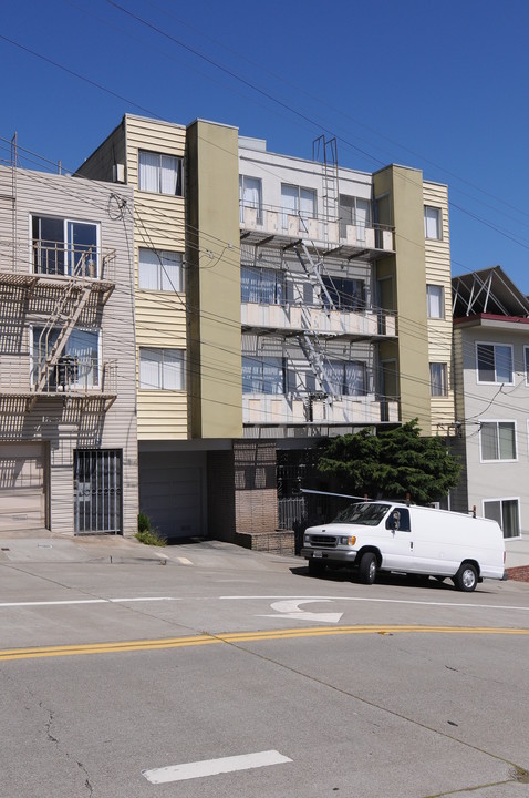 969 Burnett Ave in San Francisco, CA - Foto de edificio