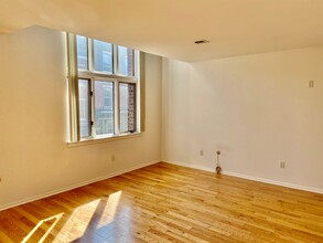 1928 Rodman St, Unit C in Philadelphia, PA - Building Photo - Building Photo