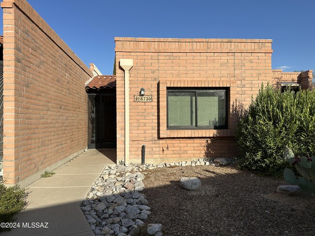 property at 8730 N Little Oak Ln
