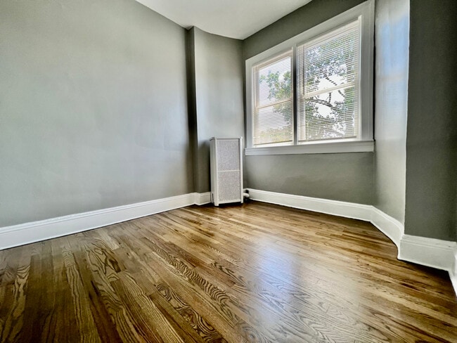 25 Palmer Ave in Bronxville, NY - Building Photo - Building Photo