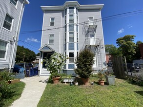 59 Bishop Allen Dr, Unit 3 in Cambridge, MA - Foto de edificio - Building Photo