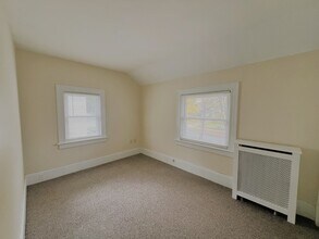 105 Livingston Ave in Pittsfield, MA - Building Photo - Building Photo