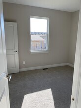 2609 E Thunder St in Wichita, KS - Building Photo - Building Photo