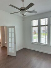 943 Richard Pittmon Dr in Desoto, TX - Building Photo - Building Photo