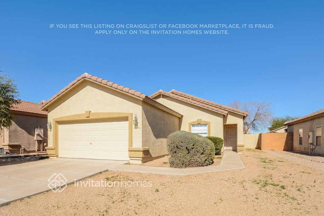 15350 W Port Au Prince Ln in Surprise, AZ - Building Photo
