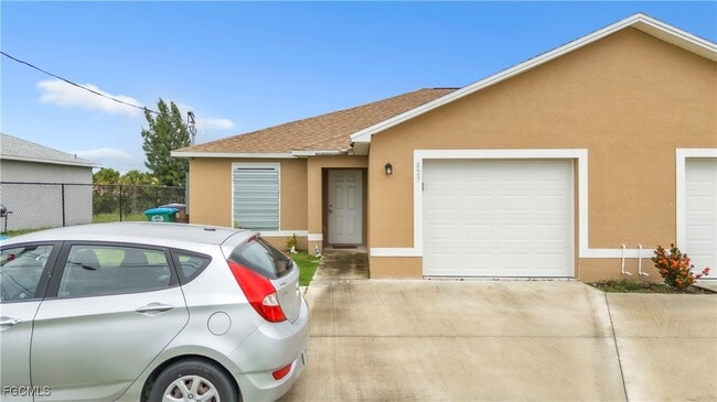 property at 823 Cultural Park Blvd