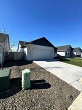 2233 W Trout Lily St in Kuna, ID - Building Photo - Building Photo