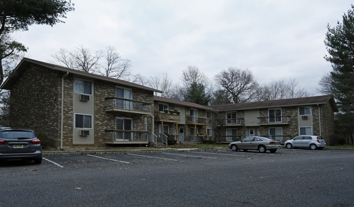 Victoria Gardens in Eatontown, NJ - Building Photo