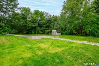 3 Botsford Hill Rd in Newtown, CT - Building Photo - Building Photo
