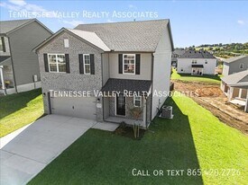 3636 Crimson Cir in Maryville, TN - Building Photo