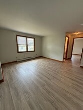 195 Overlook Ave in New Britain, CT - Building Photo - Building Photo