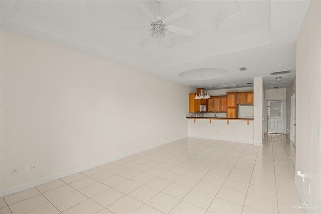 3036 Scottland Dr, Unit 2 in Edinburg, TX - Building Photo - Building Photo