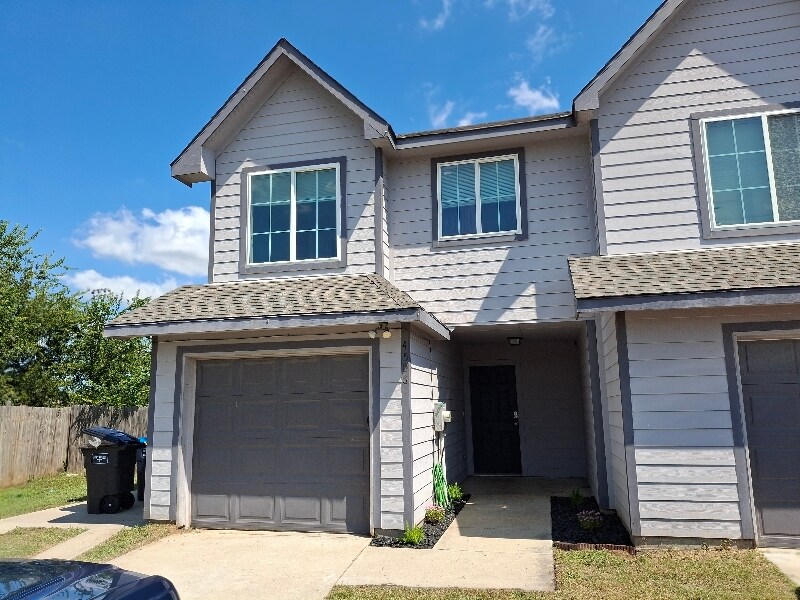 4504-4506 Alamosa St in Fort Worth, TX - Building Photo