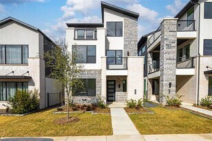 7312 Collin McKinney Pkwy in McKinney, TX - Building Photo