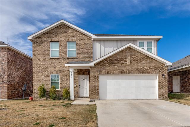 8249 Stovepipe Dr in Fort Worth, TX - Building Photo