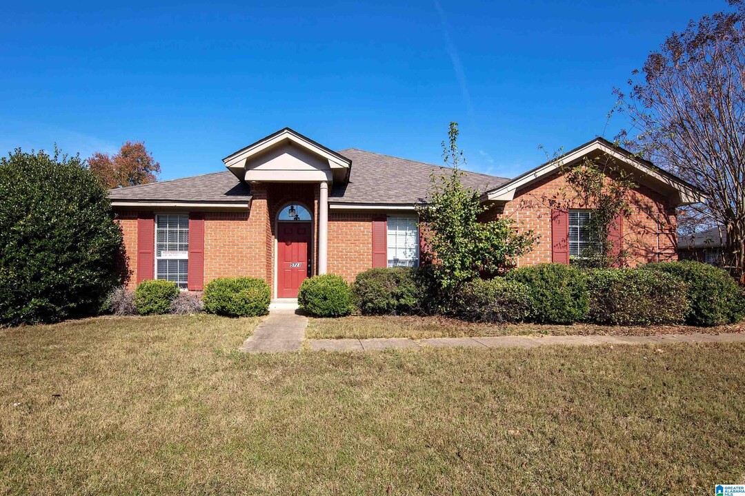 5723 Sweet Meadow Dr in Montgomery, AL - Building Photo