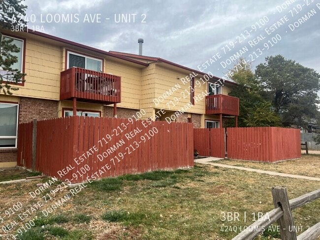 4240 Loomis Ave in Colorado Springs, CO - Building Photo - Building Photo