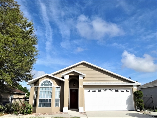 property at 1431 Londra Ln