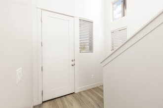 3144 E Sky Rim Wy in Saint George, UT - Building Photo - Building Photo