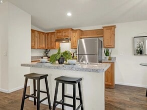 87886 Hill Rd in Springfield, OR - Building Photo - Building Photo