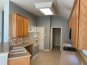 616 Cherry Tree Dr in Keller, TX - Building Photo - Building Photo