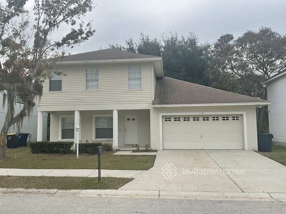 119 Madalyn Ct in Auburndale, FL - Building Photo