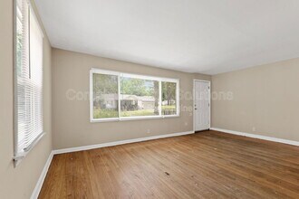 2019 Raven Dr in St. Louis, MO - Building Photo - Building Photo